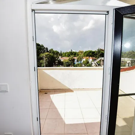 Cozy Duplex Close To Airport In Apartment Dalaman